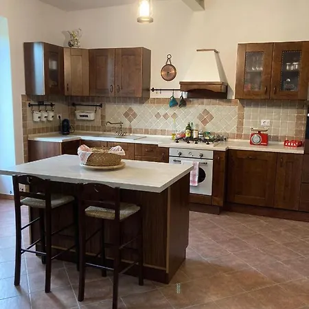 Il Ghiro E La Luna Bed & Breakfast *